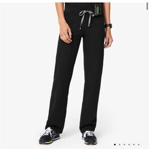 Figs Black Women's Livingston Scrub Pants